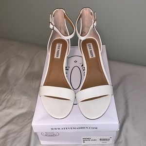 Steve Madden Irenee white leather block sandals